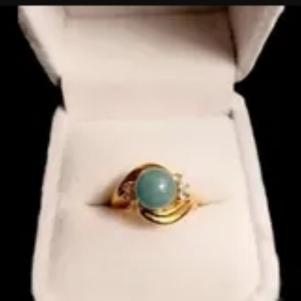 Vintage 18k Gold Electroplated Solitaire Round Aventurine Gemstone Ring